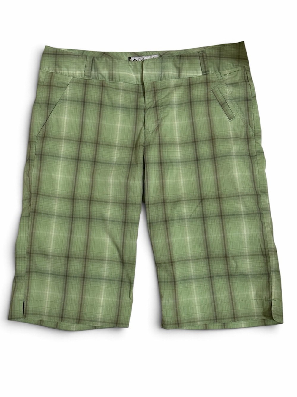 Columbia Womens Green Plaid Omni Dry Titanium Bermuda Shorts Size 10